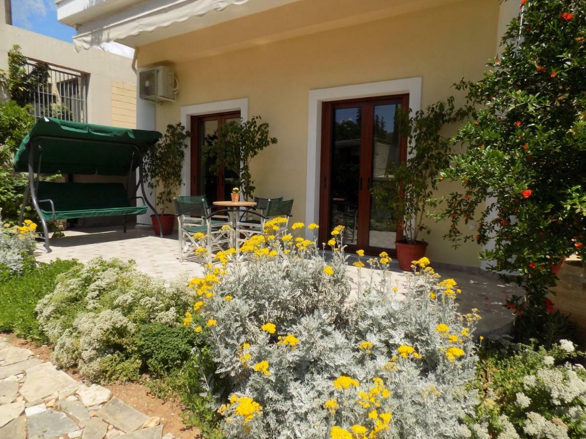 Pappas Family House Apartment นาฟปลิโอ ภายนอก รูปภาพ